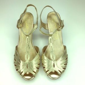 Seychelles | Champagne Gold T Strap Peep Toe Heel
